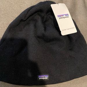 Patagonia beanie hat (NWT)